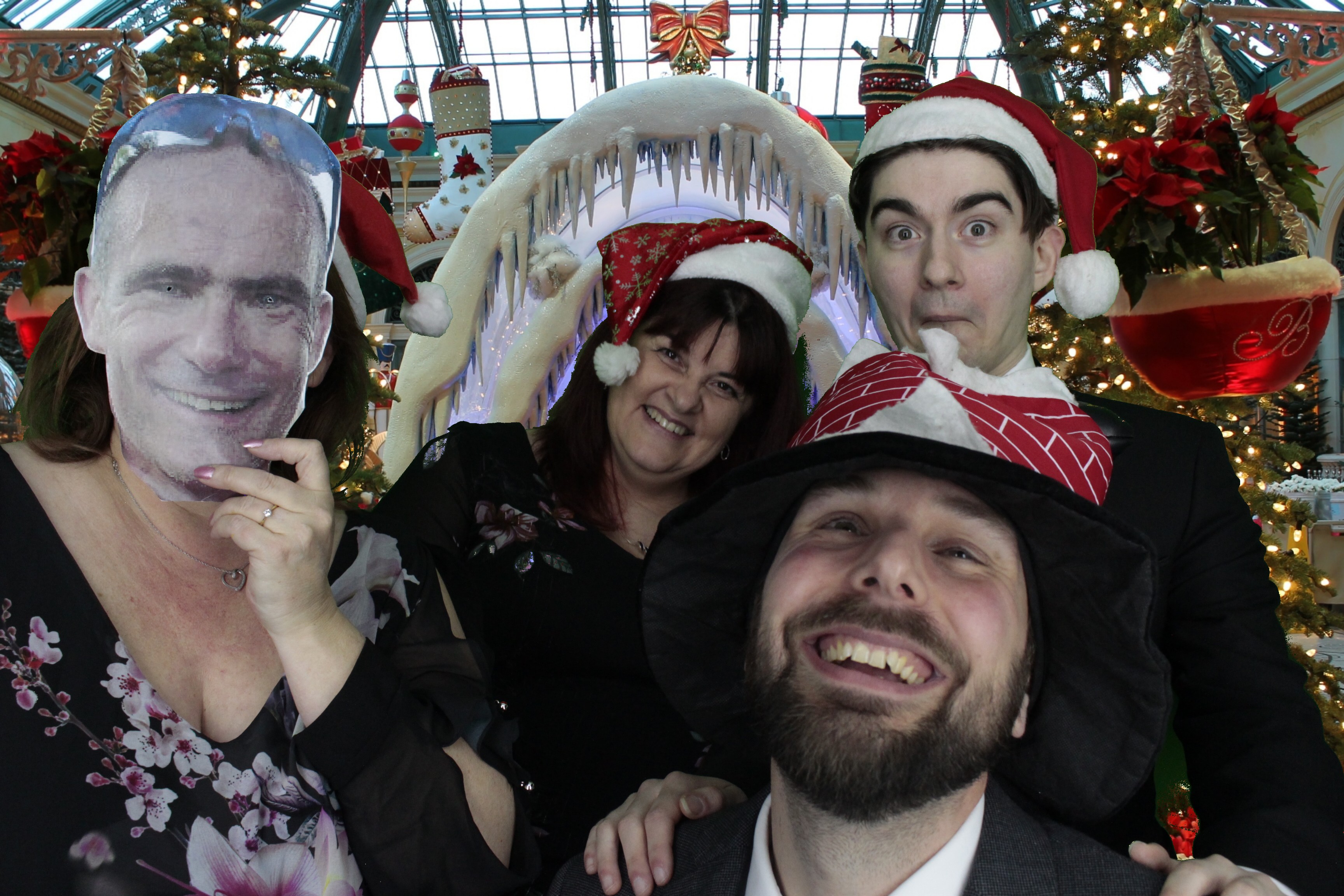 Domestic and General Christmas Party 2019 | View more photos from the event at gallery.myphotoboothexperience.co.uk/u/MyPhotoBoothExperienceLtd/Domestic-and-General-Christmas-Party-2019